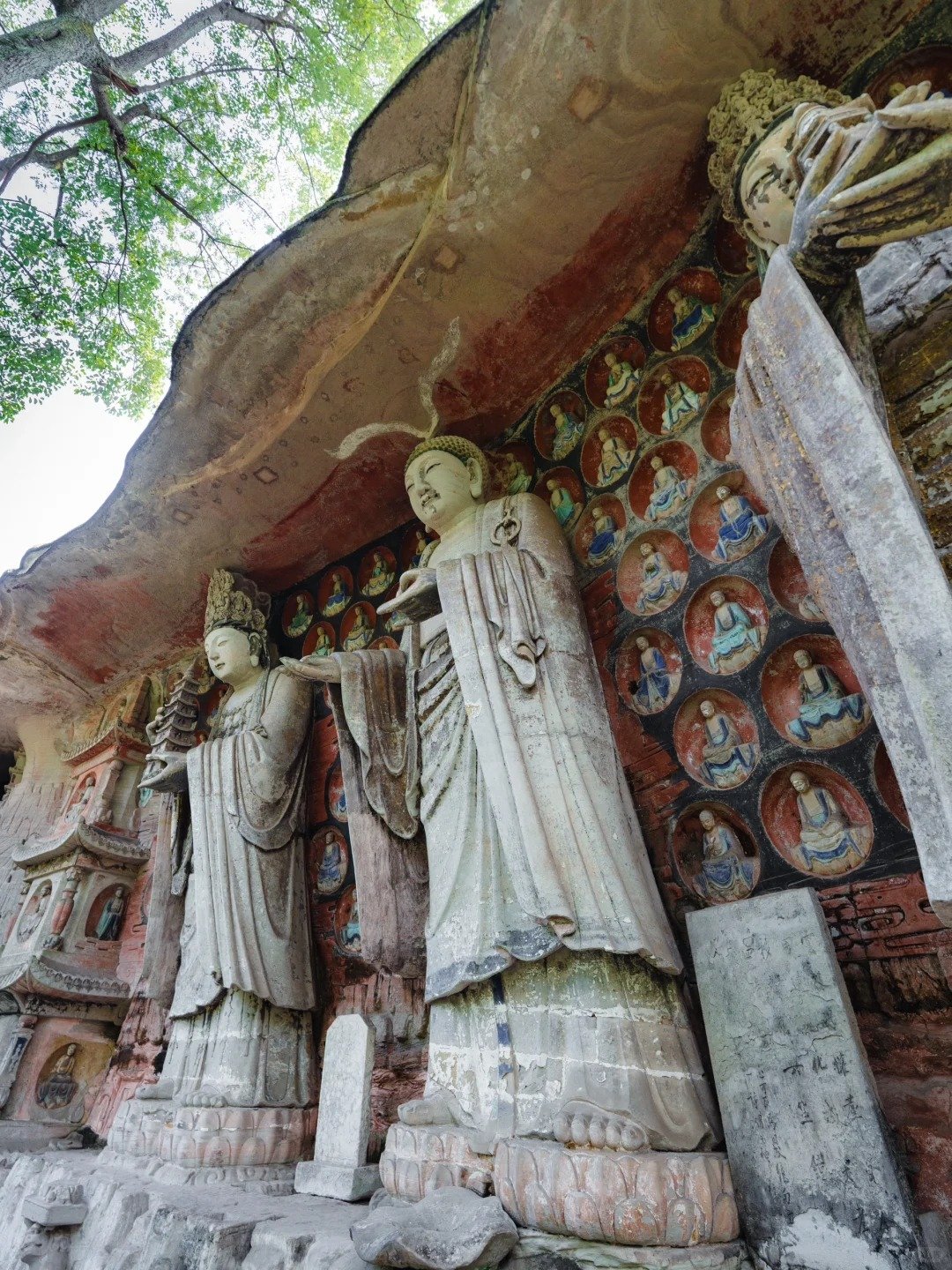 Chongqing: Dazu Rock Carvings Group Day Tour with Guide - Image 5